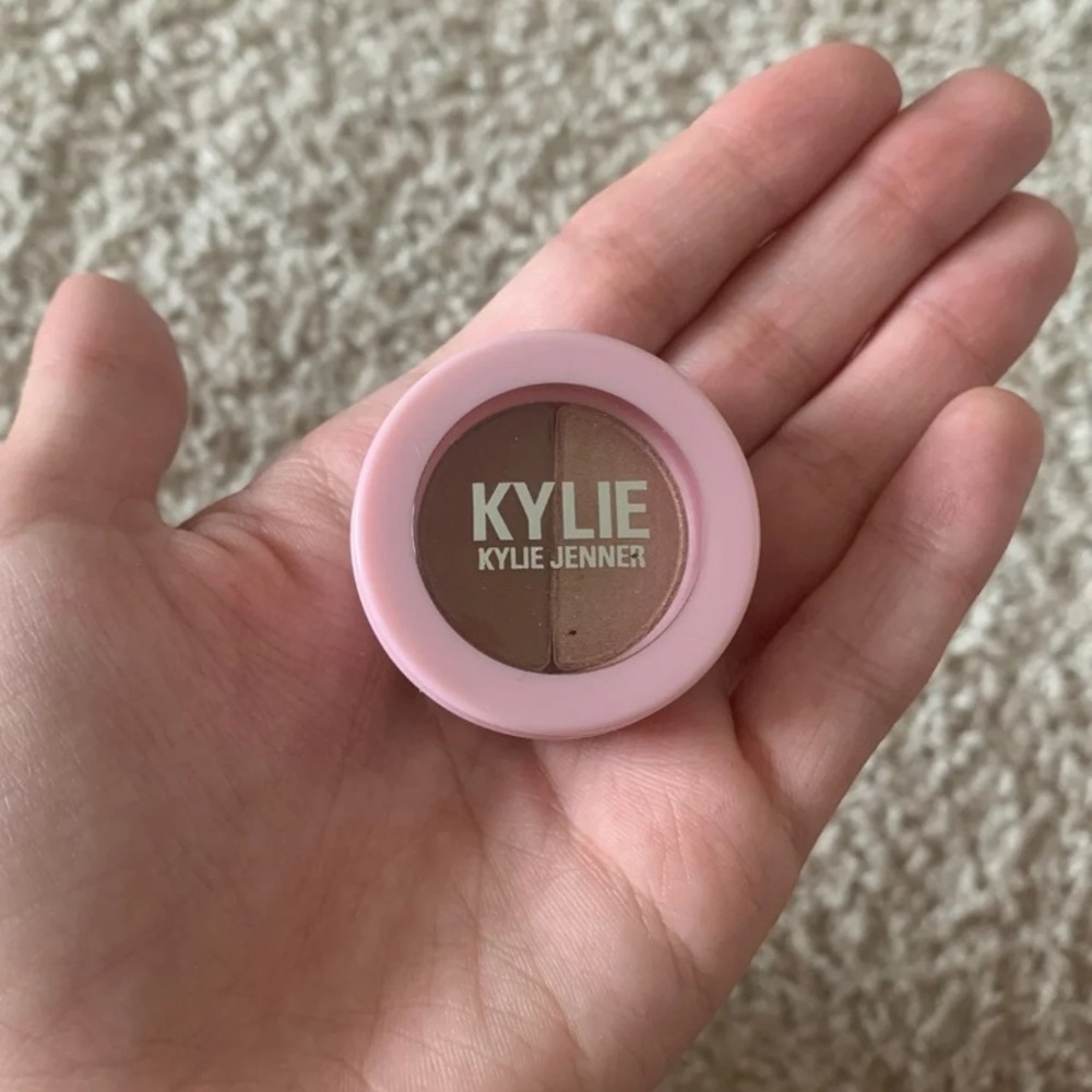 Eyeshadow